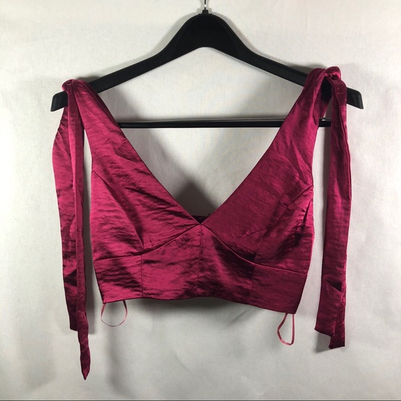 Berry Pink Lioness Tank Top - Picture 2 of 4